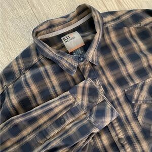5.11 Tactical Shirt Mens X-Large Snap Peak Long Sleeve Brown/Navy Plaid RAPIDraw
